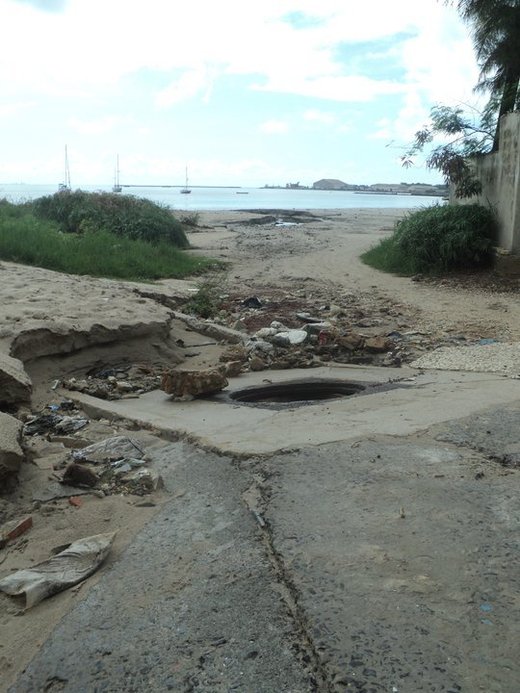 [Video-Photos ] La baie de Hann polluée: un des plus grands dépotoirs d’ordures du Sénégal