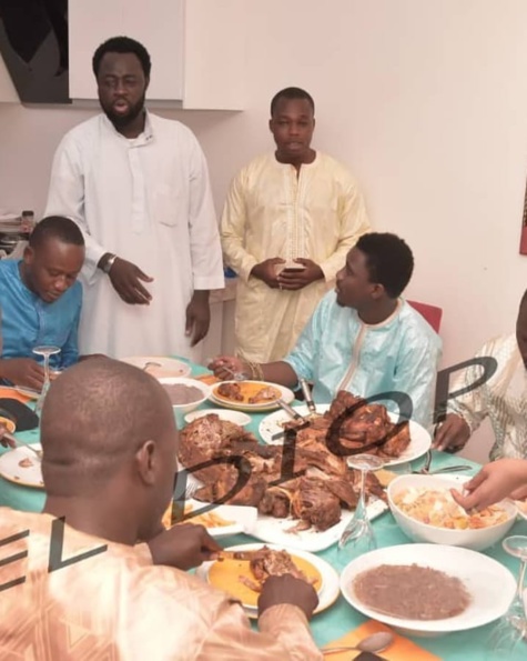 Korité: Sokha Aïdara gâte Wally et ses invités Korité: Sokha Aïdara gâte Wally et ses invités