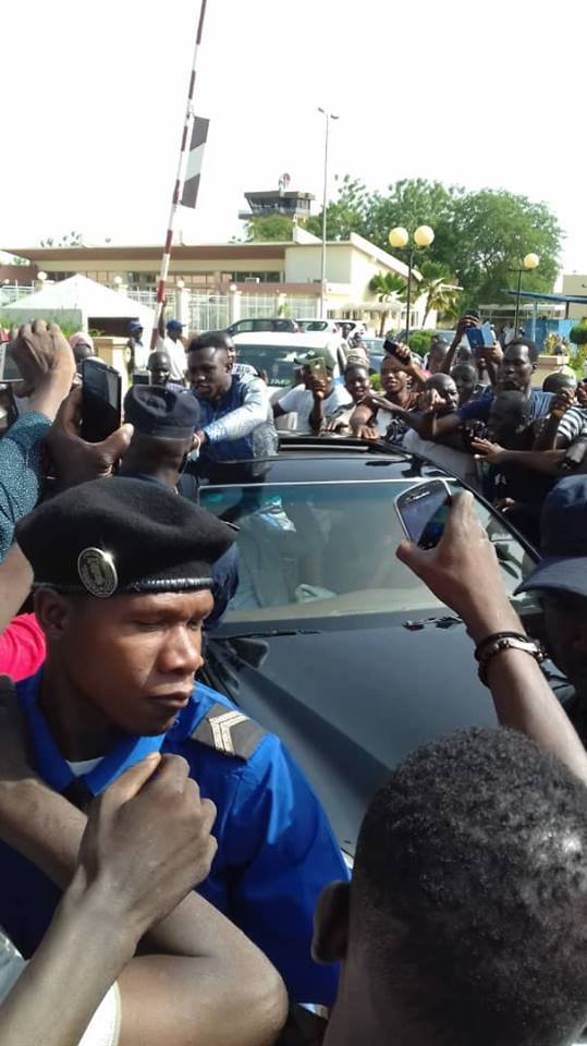 Photos: Mamoudou Gassama accueilli en héros à Bamako