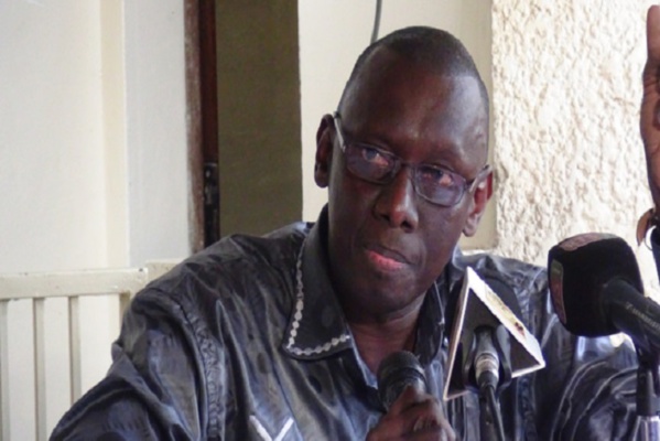 Professeur Dièye démonte Macky Sall sur la réforme foncière : Professeur Dièye démonte Macky Sall sur la réforme foncière :