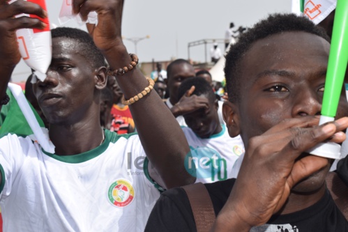Photos : l'ambiance chez les supporters sénégalais à la Place de l'Obélisque