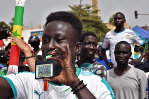 Photos : l'ambiance chez les supporters sénégalais à la Place de l'Obélisque