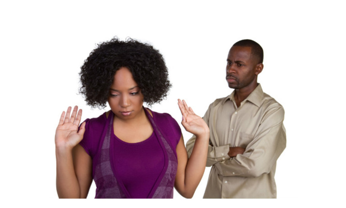 Confidence : « Je ne peux plus supporter mon mari avec son gros s... »