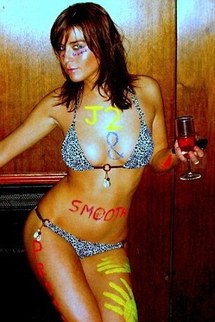 [Photos ] JENNIFER THOMPSON, LA PROSTITUÉE QUI FAIT TOMBER EL HADJI DIOUF
