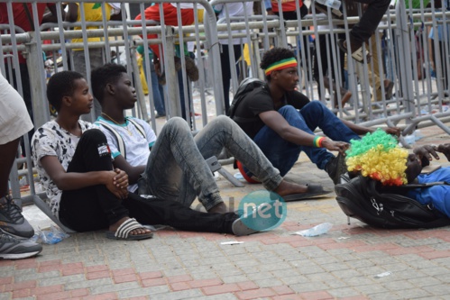 53 photos : Les supporters sénégalais KO après l'élimination des Lions