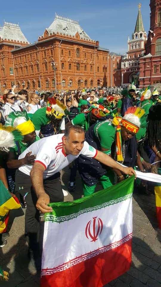 (10 Photos) Les supporteurs de « Allez Casa » font danser le monde en Russie