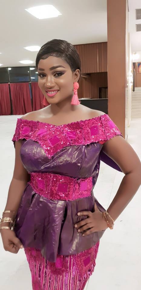 7 photos : l'animatrice Adja Astou in the House
