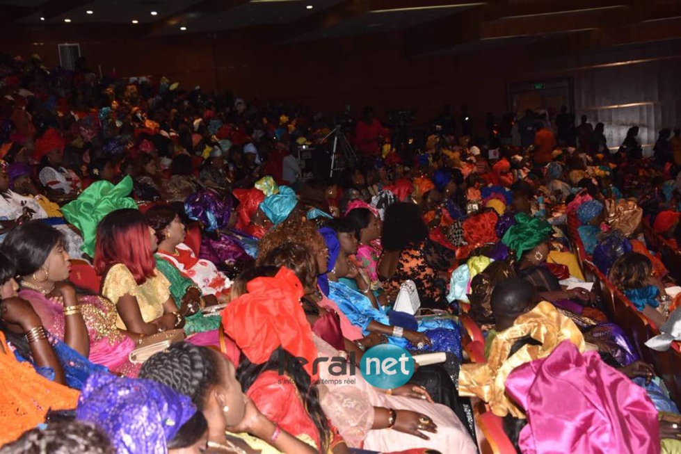  21 Photos: Anniversaire de Fatou Guéweul au Grand Théâtre