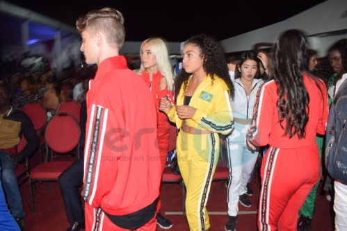 Photos : Mame Diarra Sen P'tit Gallé et son groupe de danse au Cices