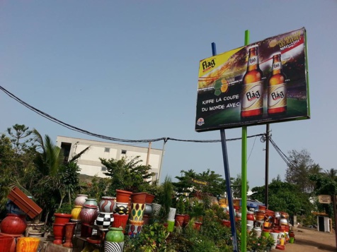 ATTENTION : Promotion de l'alcool devant le lycée Blaise Diagne et l'E.N.A : Le Sénégal est devenu un bateau ivre, XAALASS