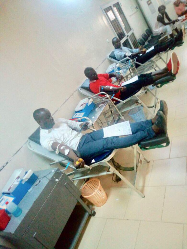 Don de sang : Thierno Bocoum répond favorablement à Macky Sall et lui demande…