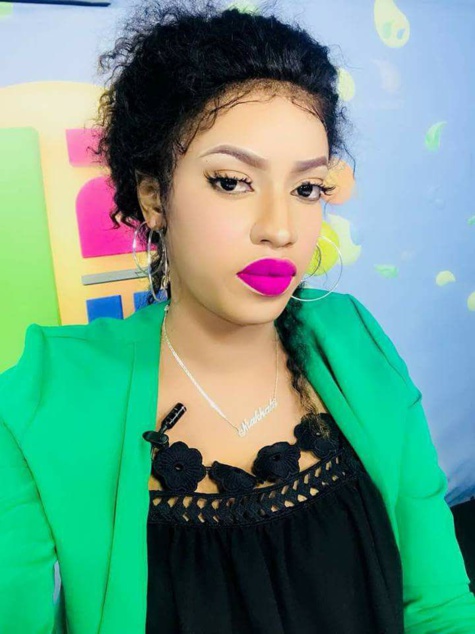 Photos : Niakhalé Diallo, la présentatrice JT RDV, eupeuna, eupeuna!!!!