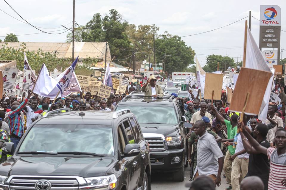 Les images de Macky Sall à Koungheul au chevet des éleveurs sinistrés avec une enveloppe d’un milliard Franc CFA