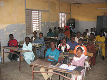 ETUDE SUR LES COMPETENCES EN LECTURE AU SENEGAL : 1 élève sur 5 de CE1 ne peut pas lire cette phrase simple : « c’est la fête au village »