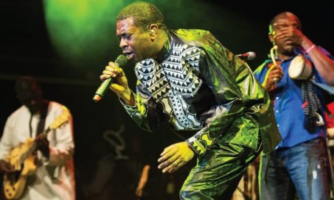 Youssou N'Dour au Gala de la Gendarmerie sénégalaise (Rediff en HD sur Facebook)