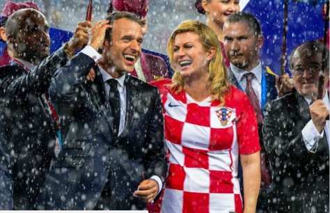 Photos: Emmanuel Macron et la présidente croate Kolinda Grabar-Kitarovic, comme dans un conte de fées