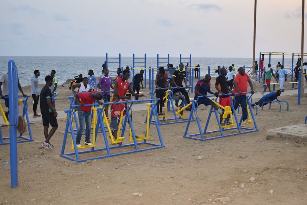 10 photos : Les Sénégalais en mode sport fitness sur le parcours sportif de la Corniche de Dakar
