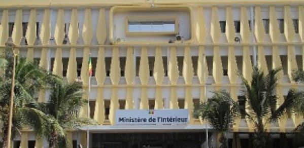 Services de renseignements : L’État recycle des retraités