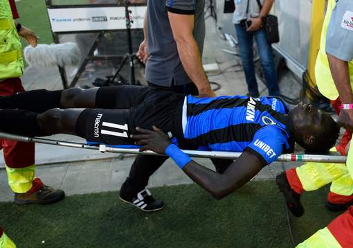 Krepin Diatta victime d’une commotion cérébrale et d’une fracture du poignet après son choc avec Collins Fai