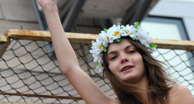 La co-fondatrice des Femen, Oksana Chatchko s'est suicidée