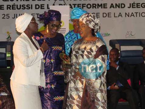 Photos : L'Assemblée Générale de Partage des Initiatives de la Plateforme des Femmes « AND JEEGO »