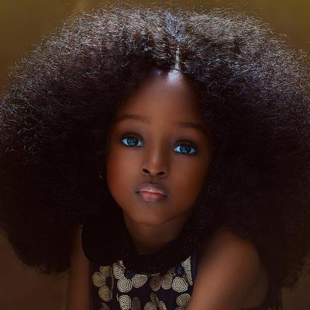 Cette jeune Nigériane est la nouvelle "plus belle petite fille du monde" (Photos)