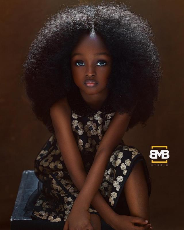 Cette jeune Nigériane est la nouvelle "plus belle petite fille du monde" (Photos)