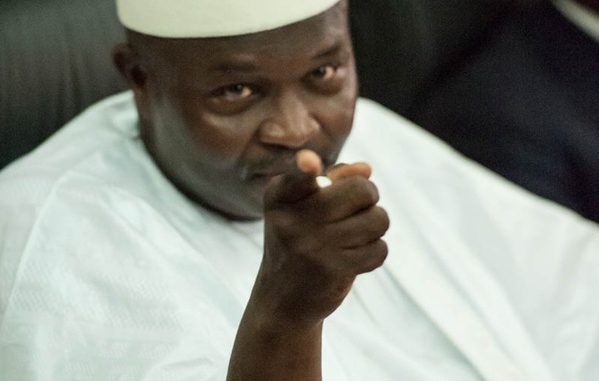 Un conseiller technique de Macky Sall demande à Alioune Badara Cissé "d'arrêter son jeu de faux-lion" Un conseiller technique de Macky Sall demande à Alioune Badara Cissé "d'arrêter son jeu de faux-lion"