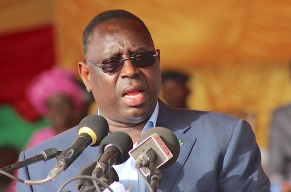 Macky Sall offre 4 postes de chargé de mission aux apéristes de Pikine