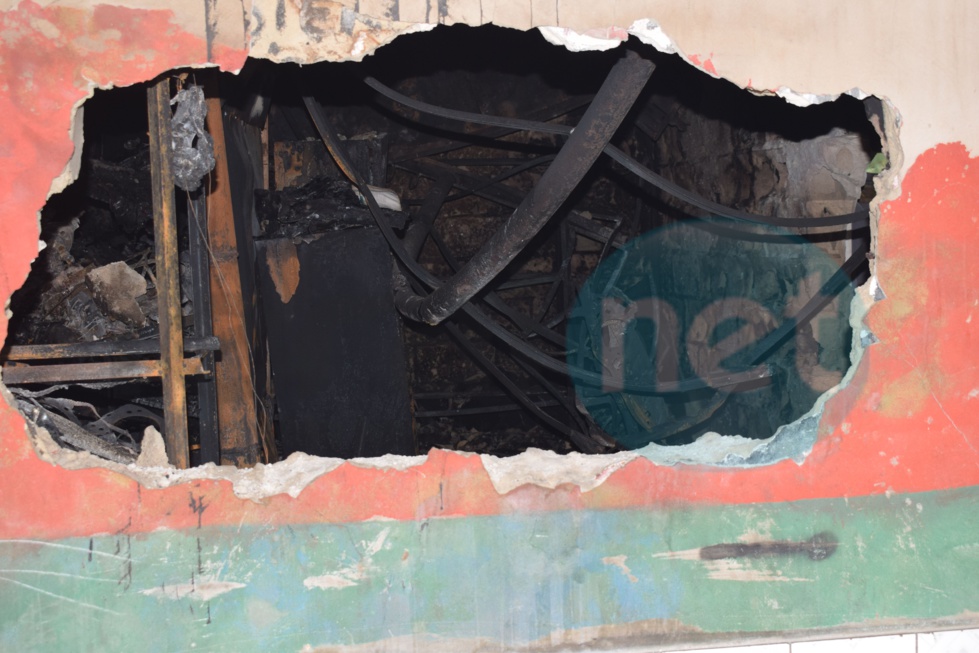 Photos : les images du violent incendie à Thiaroye