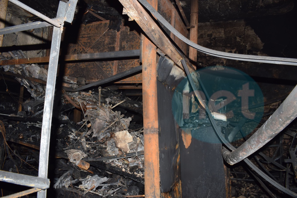 Photos : les images du violent incendie à Thiaroye