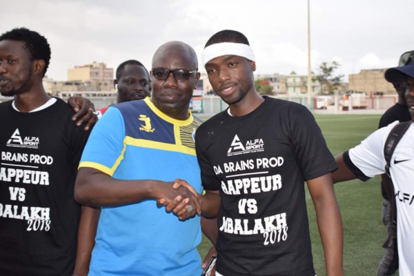 Rediffusion match Mbalaxman 2 vs Rappeur 1 en direct sur le Youtube de Leral
