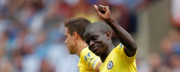 KANTÉ BUTEUR, CHELSEA S'ÉCLATE À HUDDERSFIELD
