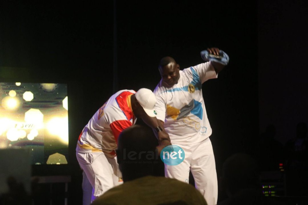 18 photos : les plus belles images du lancement de la série Mbettel au Grand Théâtre