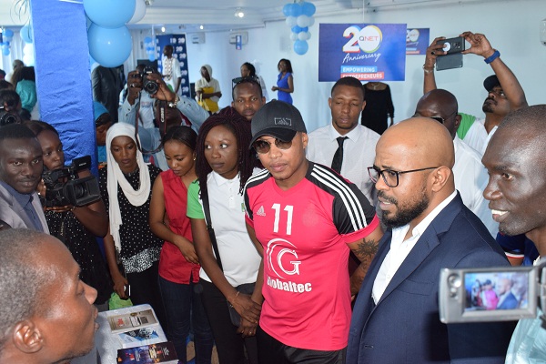 Photos : Exposition des produits de Qnet à la place du Souvenir Africain