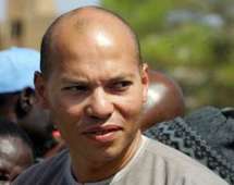 Karim Wade ne sait toujours pas parler Wolof : Devant les députés, il confond le quartier de Yarakh à Yakhar