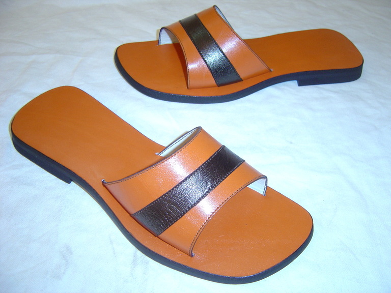 Commandez vos chaussures de Tabaski en appelant au 775166990
