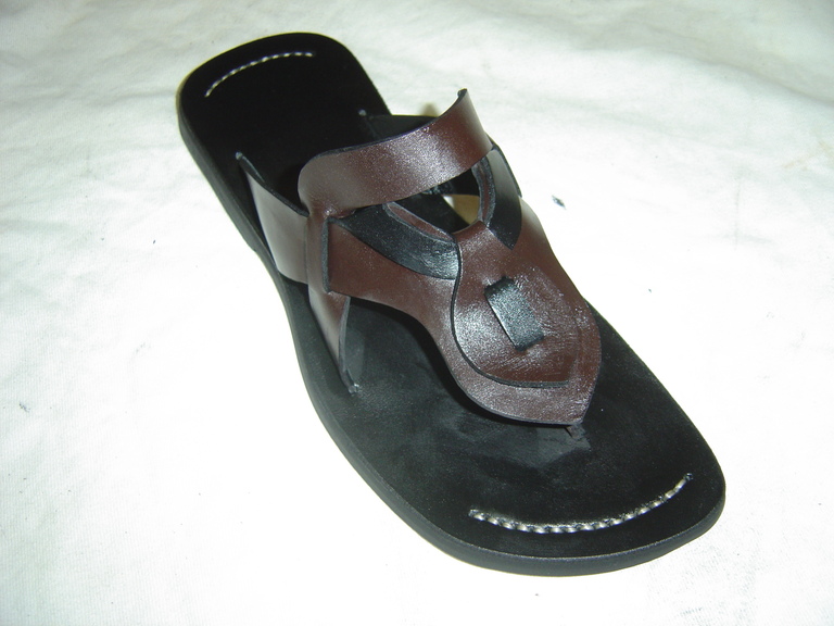 Commandez vos chaussures de Tabaski en appelant au 775166990