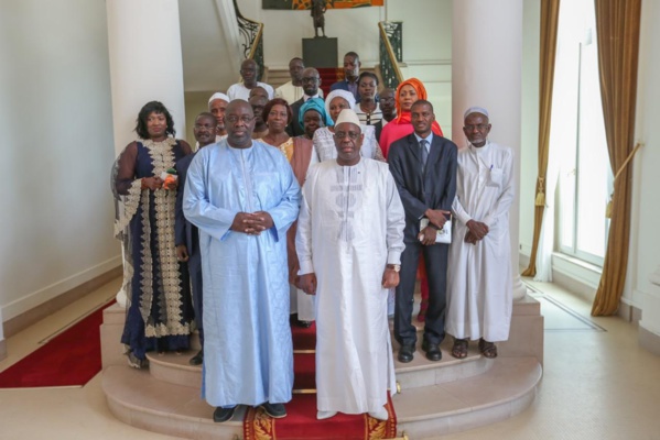 Remise du rapport de la CNRA: Discours du président de la République Macky Sall (Officiel) Remise du rapport de la CNRA: Discours du président de la République Macky Sall (Officiel)