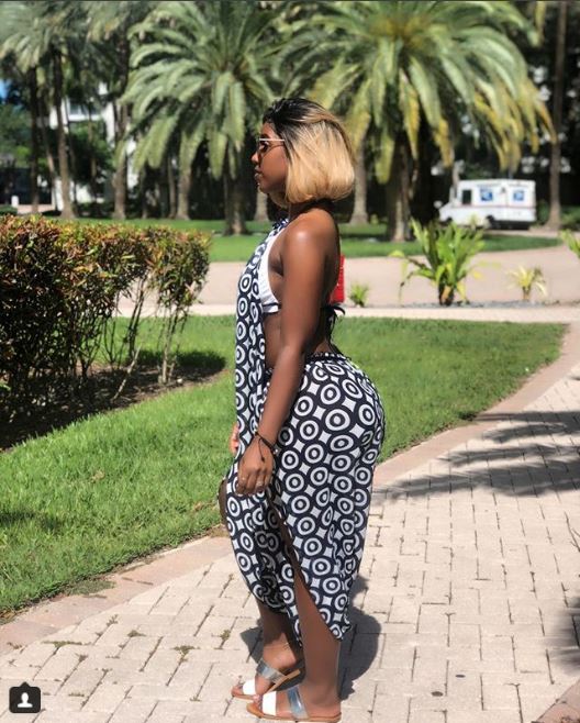 7 Photos: Lily toute...marronne, fait trembler Miami 7 Photos: Lily toute...marronne, fait trembler Miami