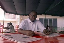[Succulent portrait] Abdou Latif Coulibaly, journaliste anti-corruption au Sénégal: Dans dix ans, je rentre au village, plus personne n’entendra parler de moi à Dakar