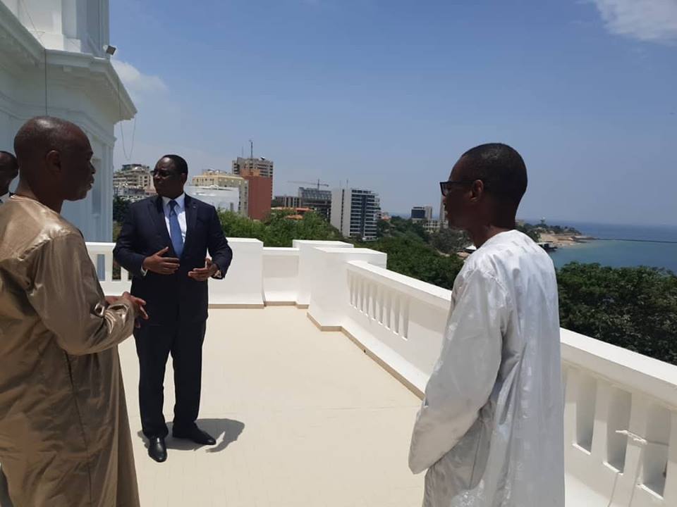 Macky Sall fait visiter le Palais à L’équipe de kenkelibaa