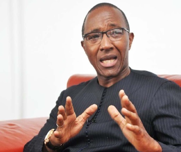 Sondage : l’opposition estime que Macky Sall se place dans l’illégalité Sondage : l’opposition estime que Macky Sall se place dans l’illégalité