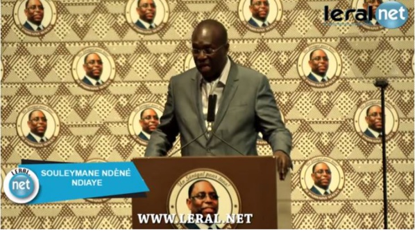 Lynché violemment sur les réseaux sociaux: Souleymane Ndéné Ndiaye a t-il signé sa mort politique? Lynché violemment sur les réseaux sociaux: Souleymane Ndéné Ndiaye a t-il signé sa mort politique?