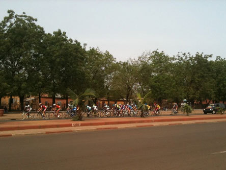 Cyclisme / Tour du Sénégal : Massamba Sarré Diouf gagne le 13ème Tour dans l’indifférence générale