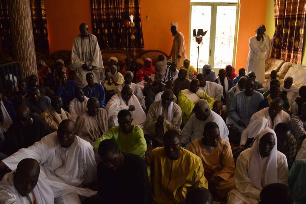 Les premières images du khalife de Serigne Bara Mbacké et de Serigne Sidy Moukhtar Mbacké , Serigne Moustapha Mbacké