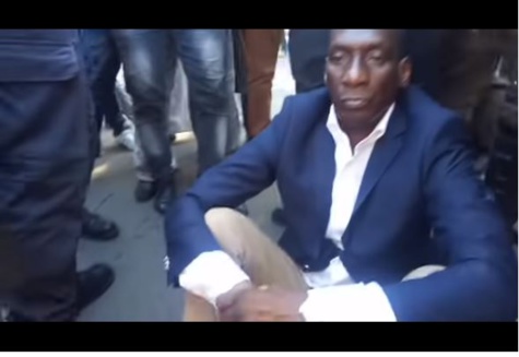 Le FNR dénombre 8 arrestations dont Omar SARR, Decroix, Thierno Alassane SALL, et Thierno BOCOUM Le FNR dénombre 8 arrestations dont Omar SARR, Decroix, Thierno Alassane SALL, et Thierno BOCOUM