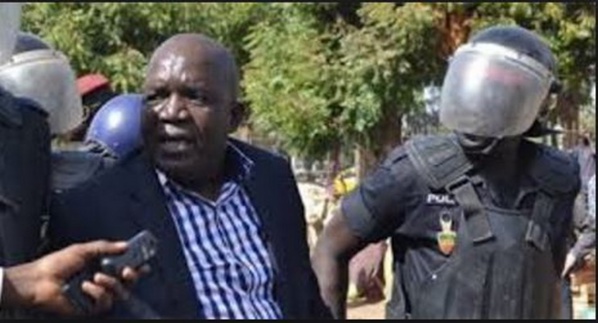 Oumar Sarr (Pds) : Oumar Sarr (Pds) :