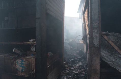 Les incroyables images de l'incendie de Pétersen