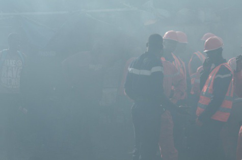 Les incroyables images de l'incendie de Pétersen